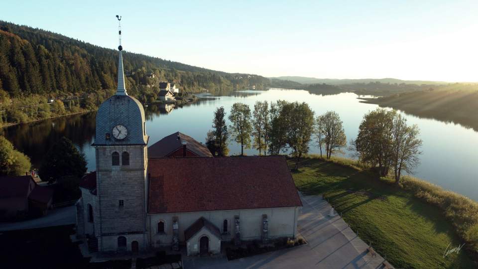 Lac de L'abbaye à proximité du Gite La ferme de Marguerite 